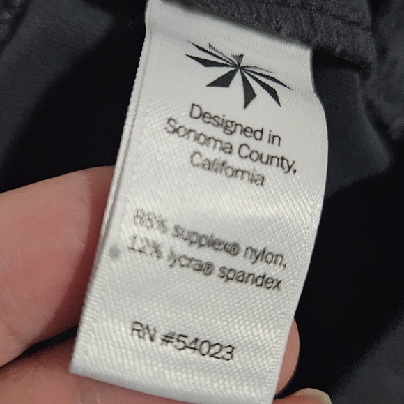 Athleta full length wide leggings with sinched bottoms size medium - Picture 10 of 16